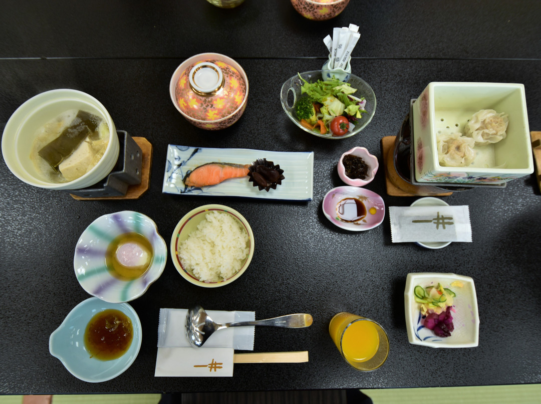 市井酒店主图