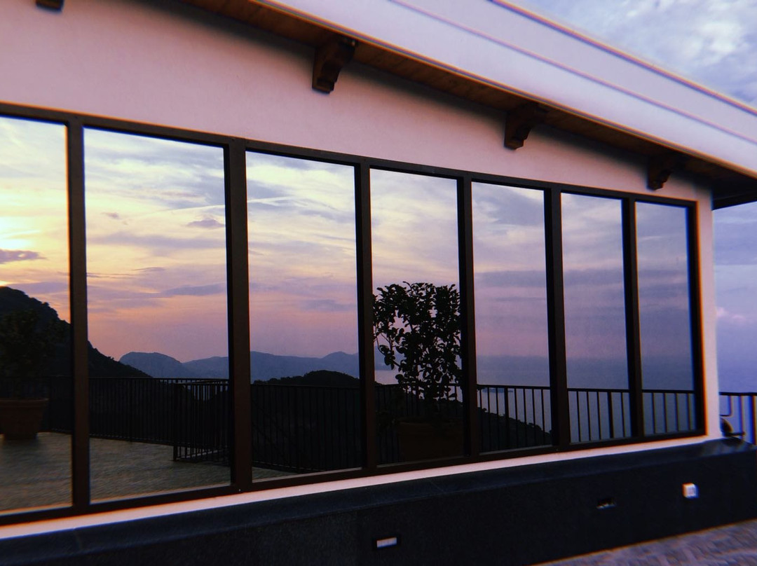 Villa Paradise Resort主图