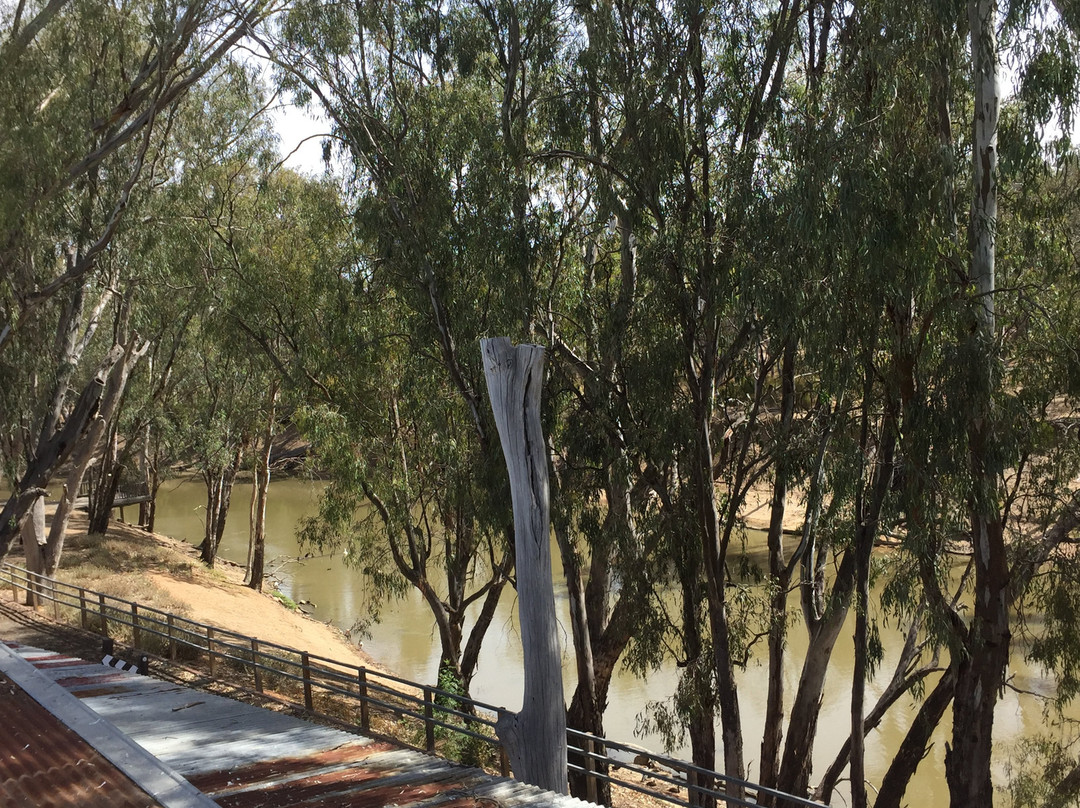 Adelphi Apartments主图