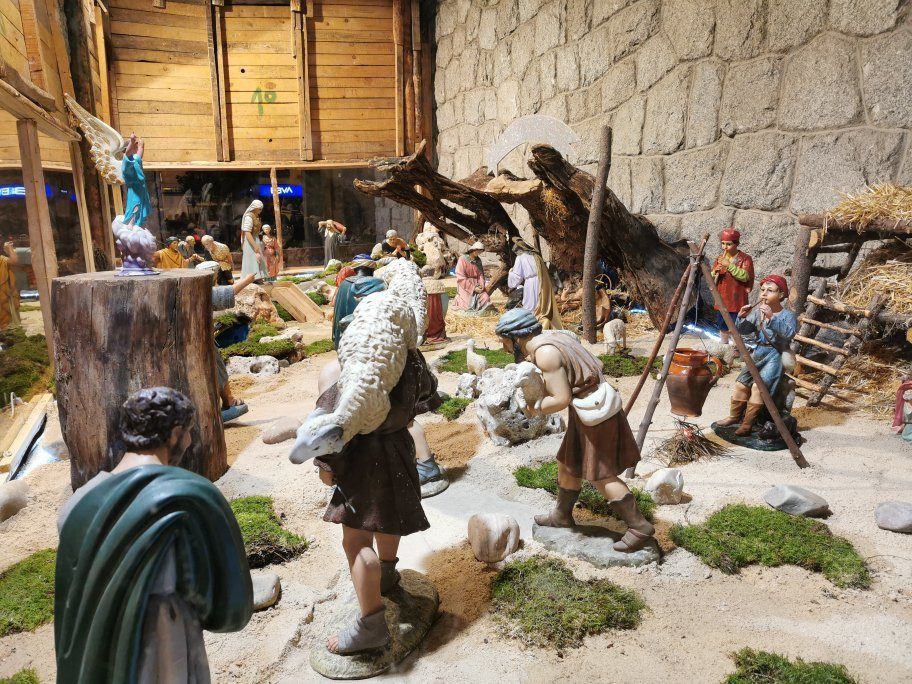 Plaza de Guadarrama景点图片