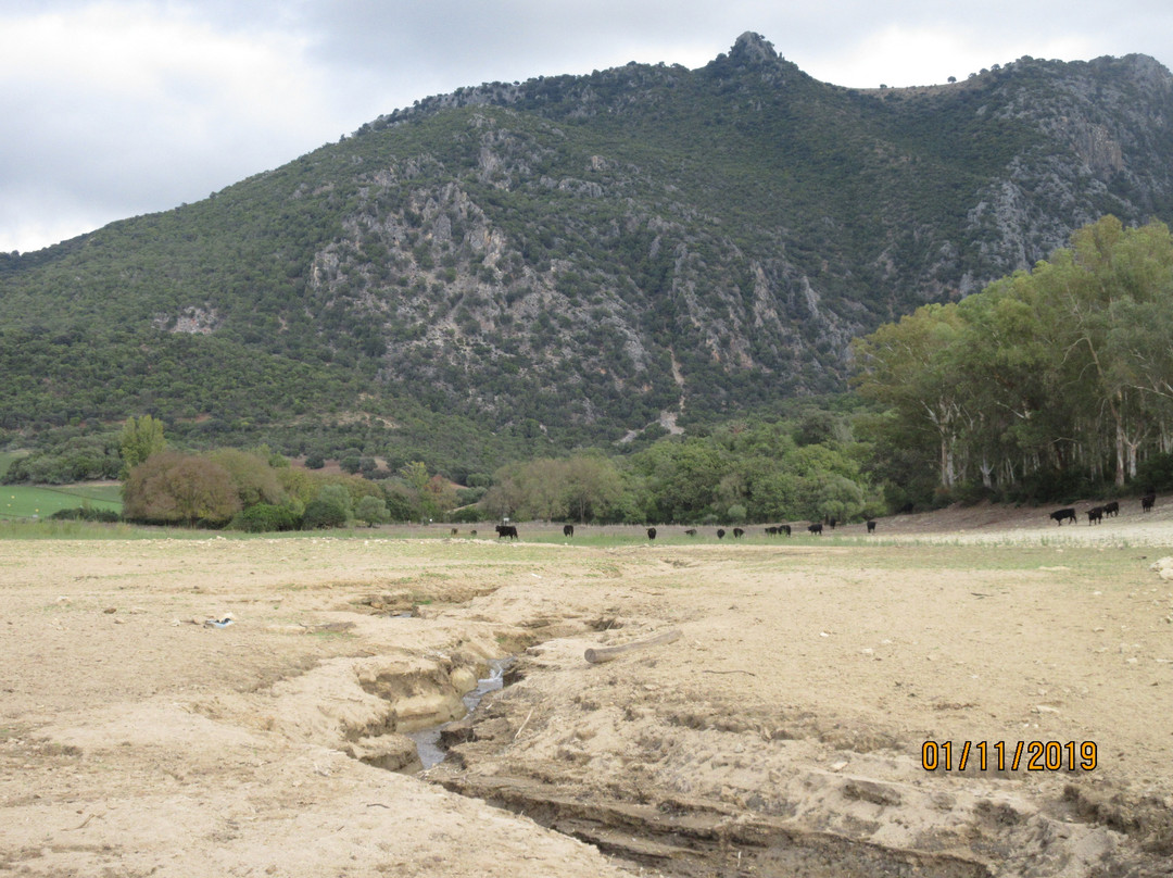Sendero Tavizna - Embalse de los Hurones景点图片
