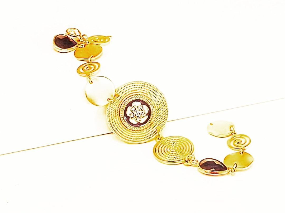 Orit Wolf Jewelry-Mazkeret Batya必去景点