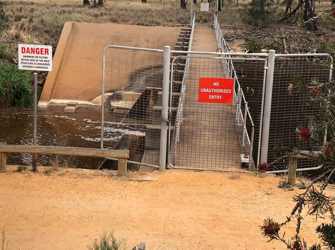 Charlton Weir-Charlton必去景点