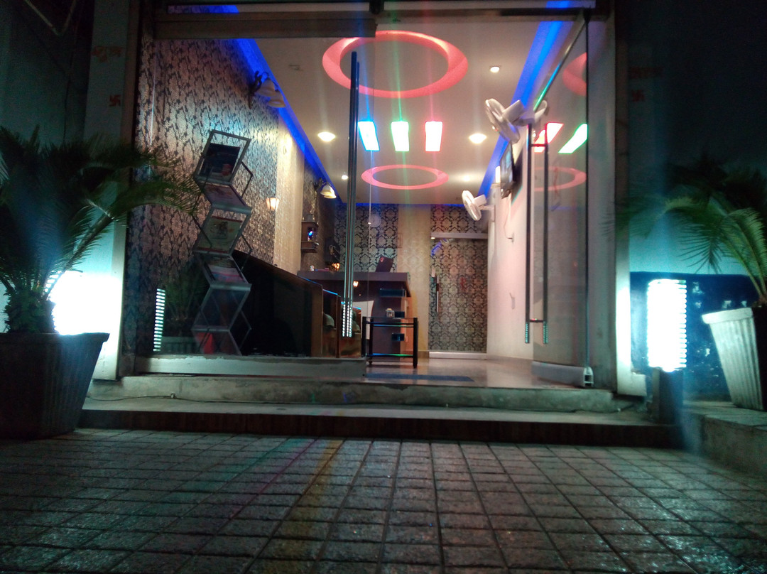 The Royal Panacea主图