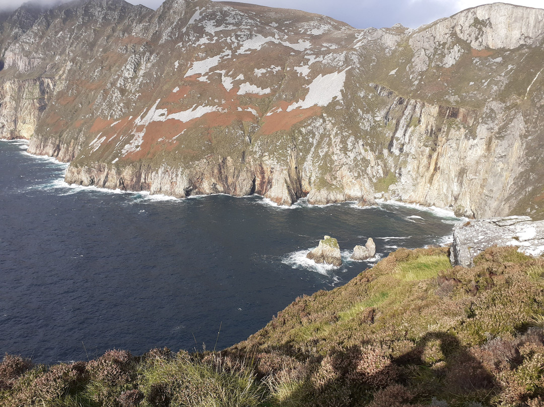 Cliffs of Bunglas景点图片