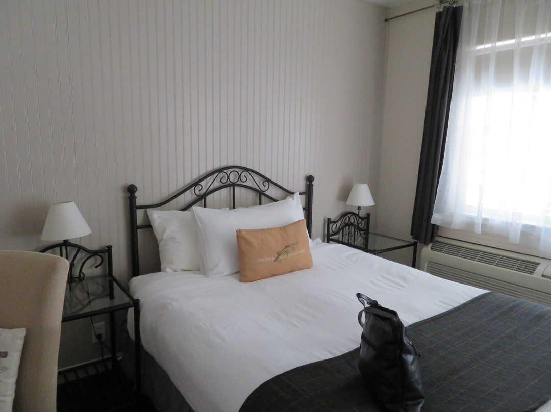 Sierra Mountain Inn主图