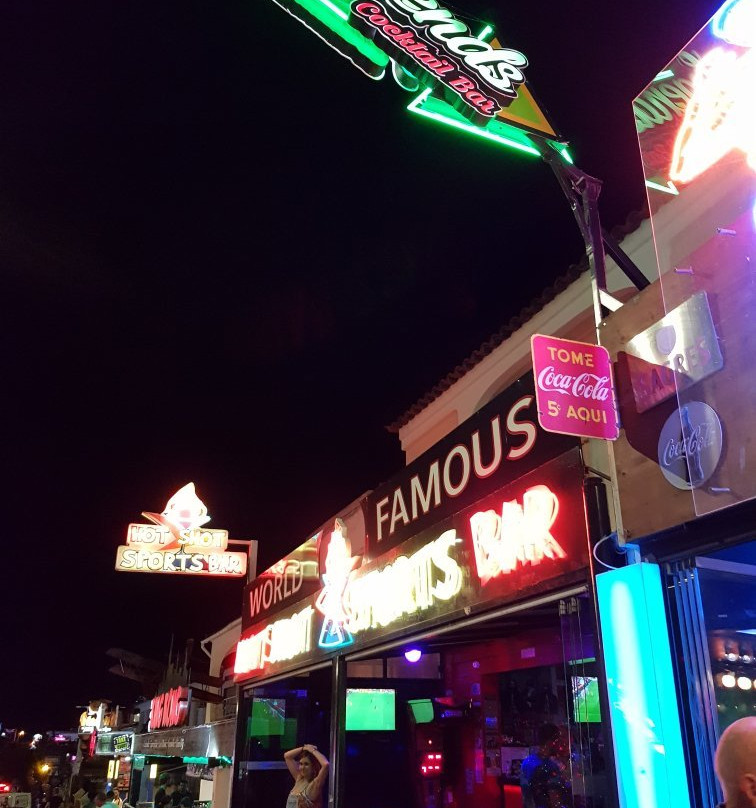 Hot Shot Sports Bar景点图片