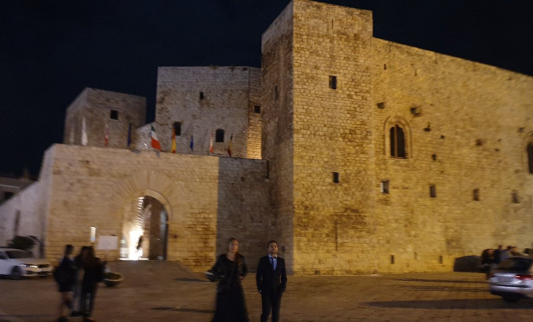 Castello Normanno Svevo-Sannicandro di Bari必去景点