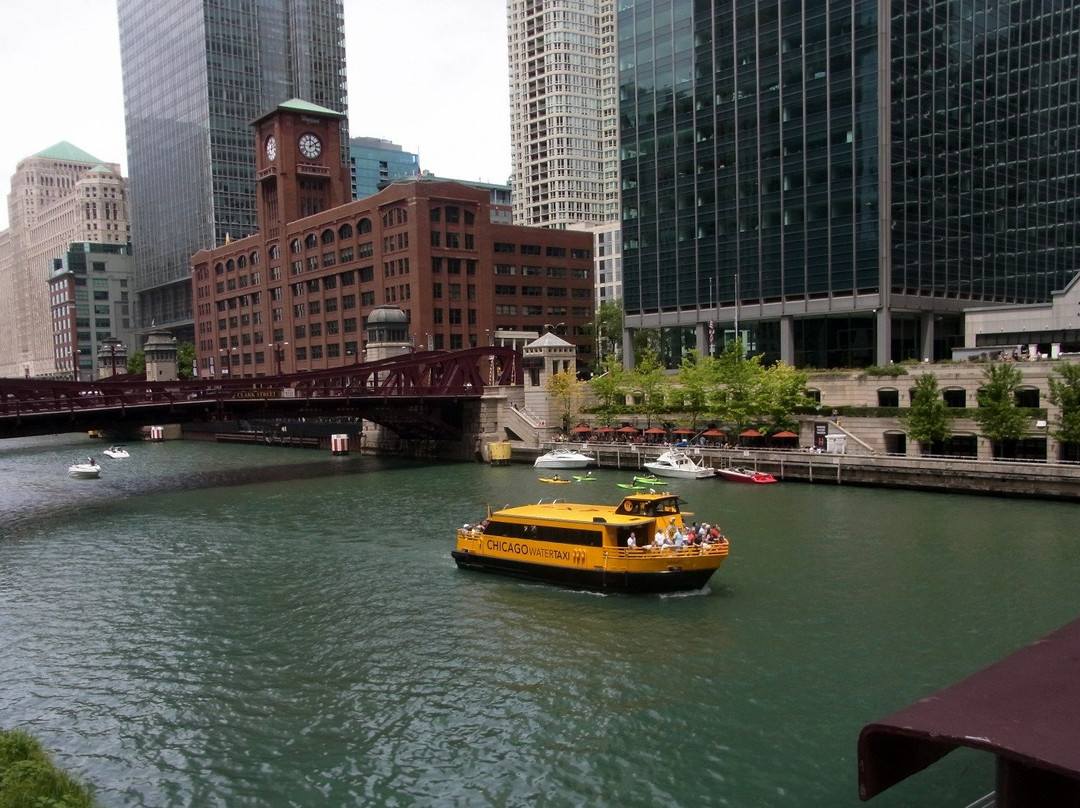 水上计程车-芝加哥必去景点
