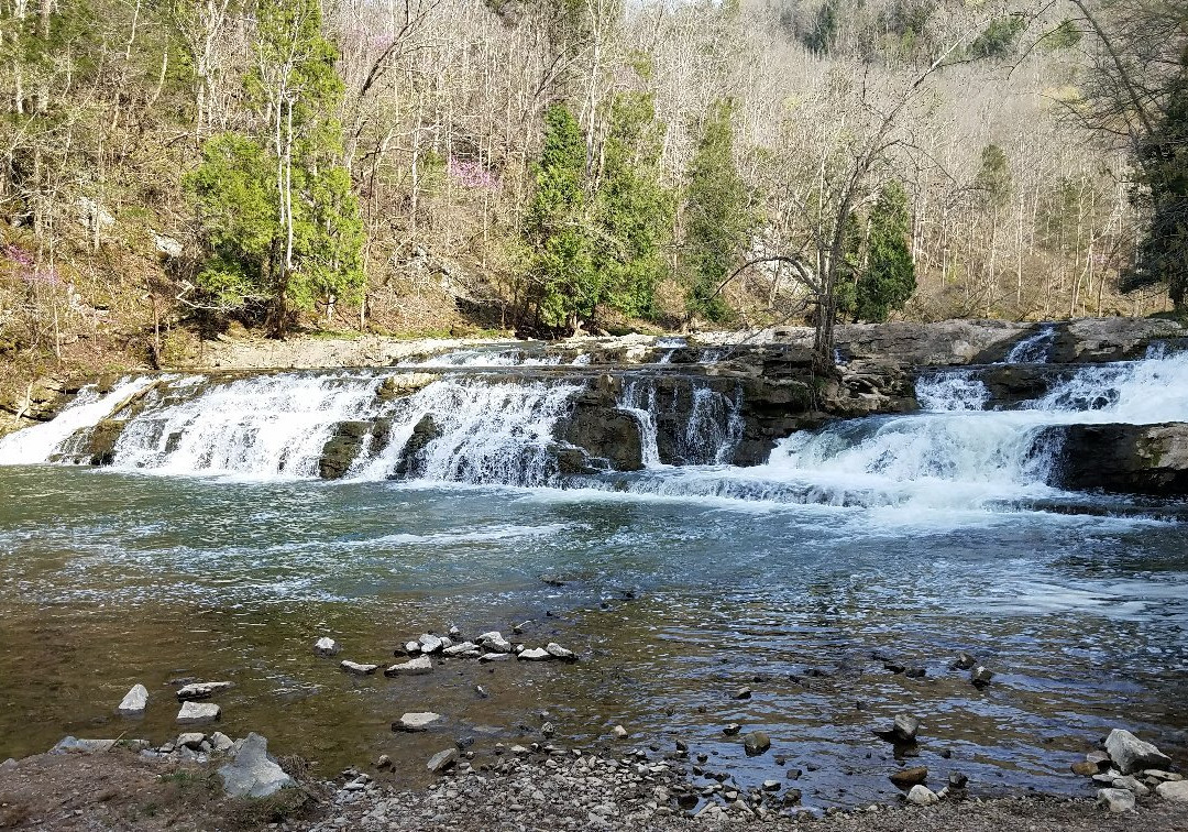 Big Cedar Creek Falls-Lebanon必去景点