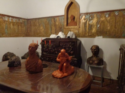 Banda del Rio Sali旅游景点-Museo Provincial Escultor Juan C. Iramain