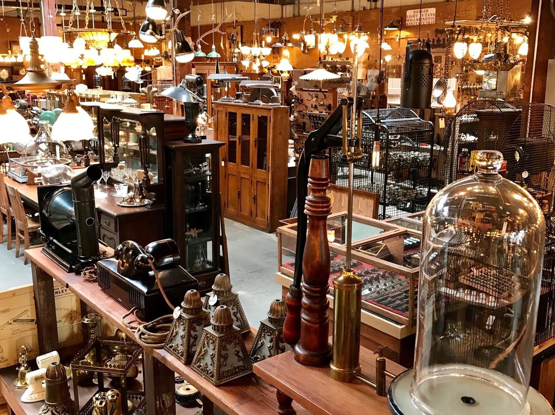 Old Portland Hardware & Architectural-波特兰必去景点