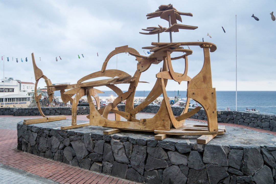 Lonja Pesquera-Los Abrigos必去景点