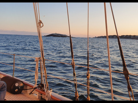 Sunset Sail Salem-塞勒姆必去景点