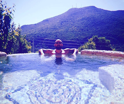 安巴尔艾维里酒店主图