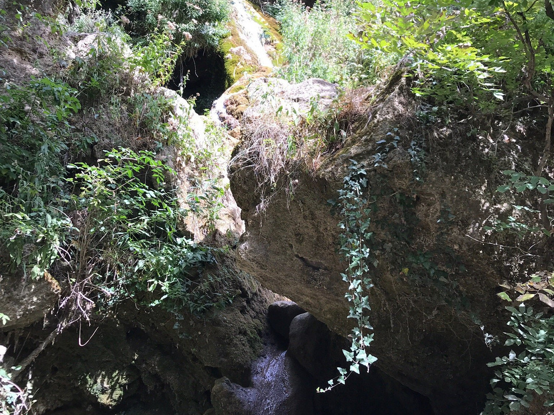 Su-Uchkhan Waterfall-Perevalne必去景点