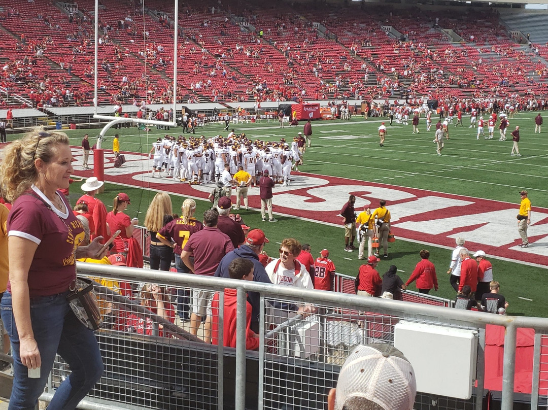 Camp Randall Stadium (University of Wisconsin)-麦迪逊必去景点