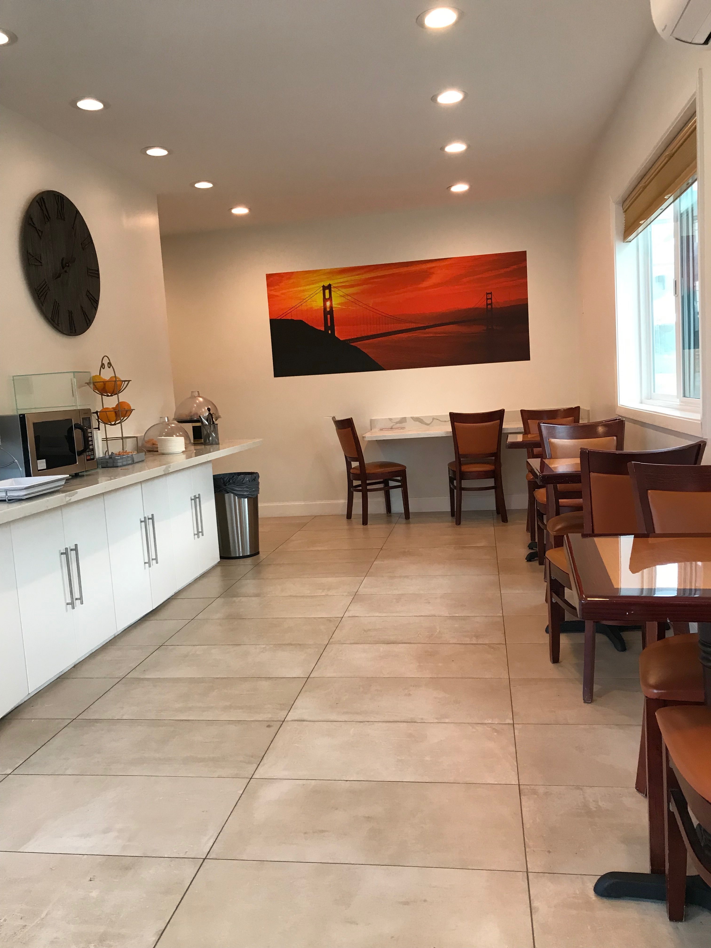 米尔谷Travelodge by Wyndham酒店/索萨利托-餐饮