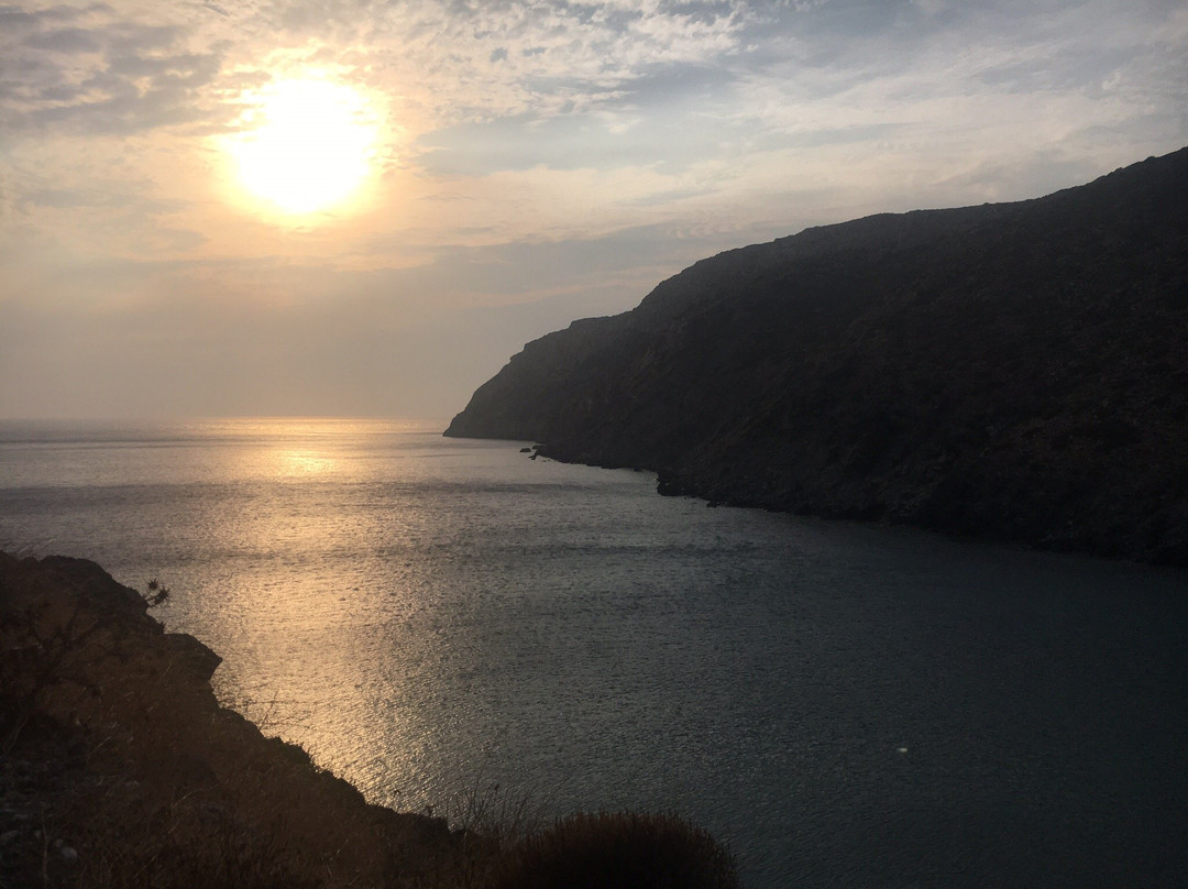 Vroulidia Beach景点图片