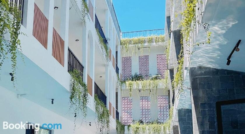 Bong Villa Hotel & Apartment主图