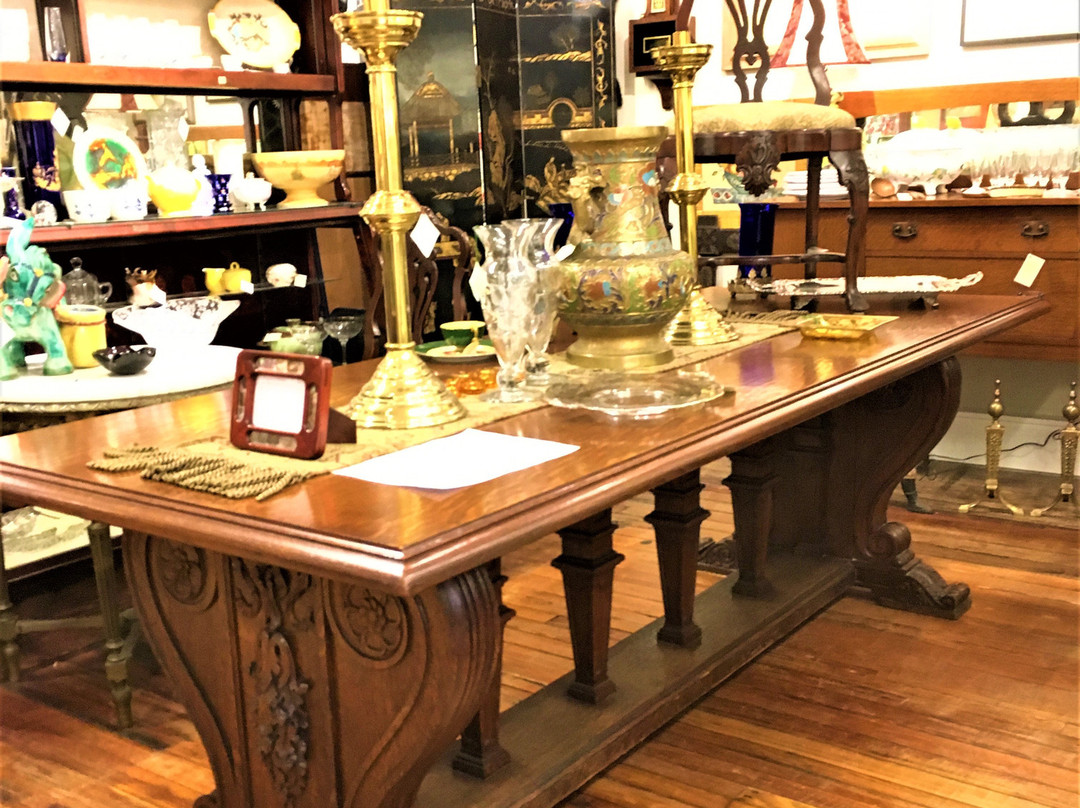 The People's Store Antiques and Design Center景点图片