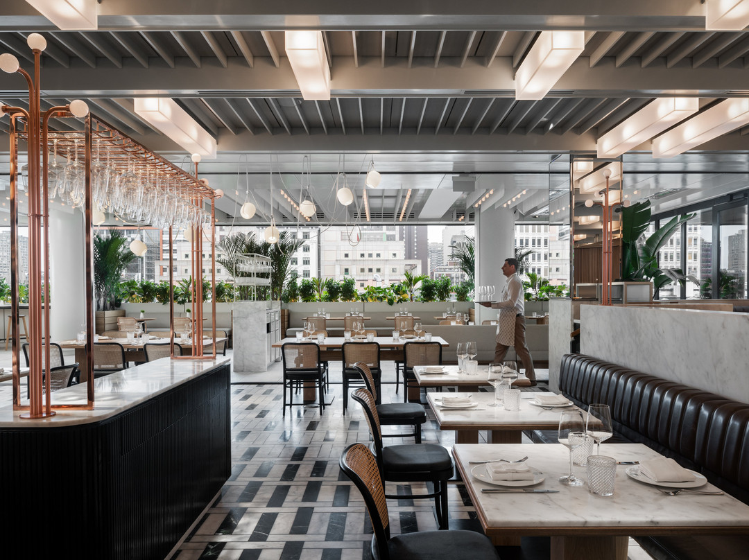 Marcus Restaurant + Lounge