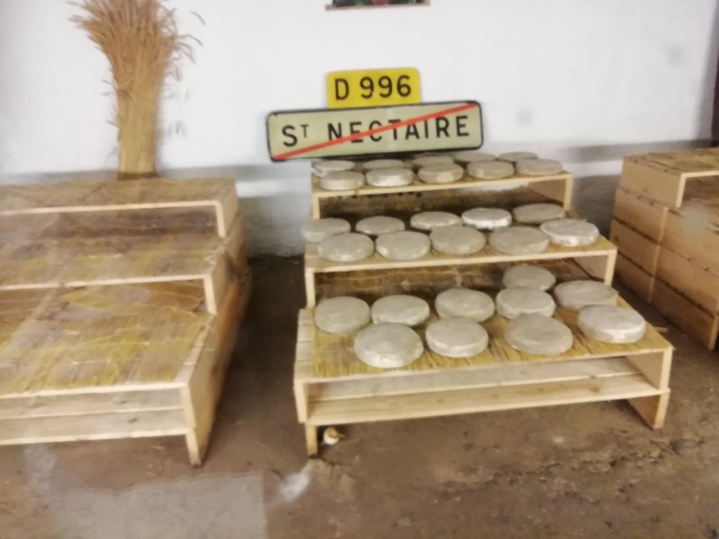 La Cave du Terroir - Chez Camille-Saint-Nectaire必去景点