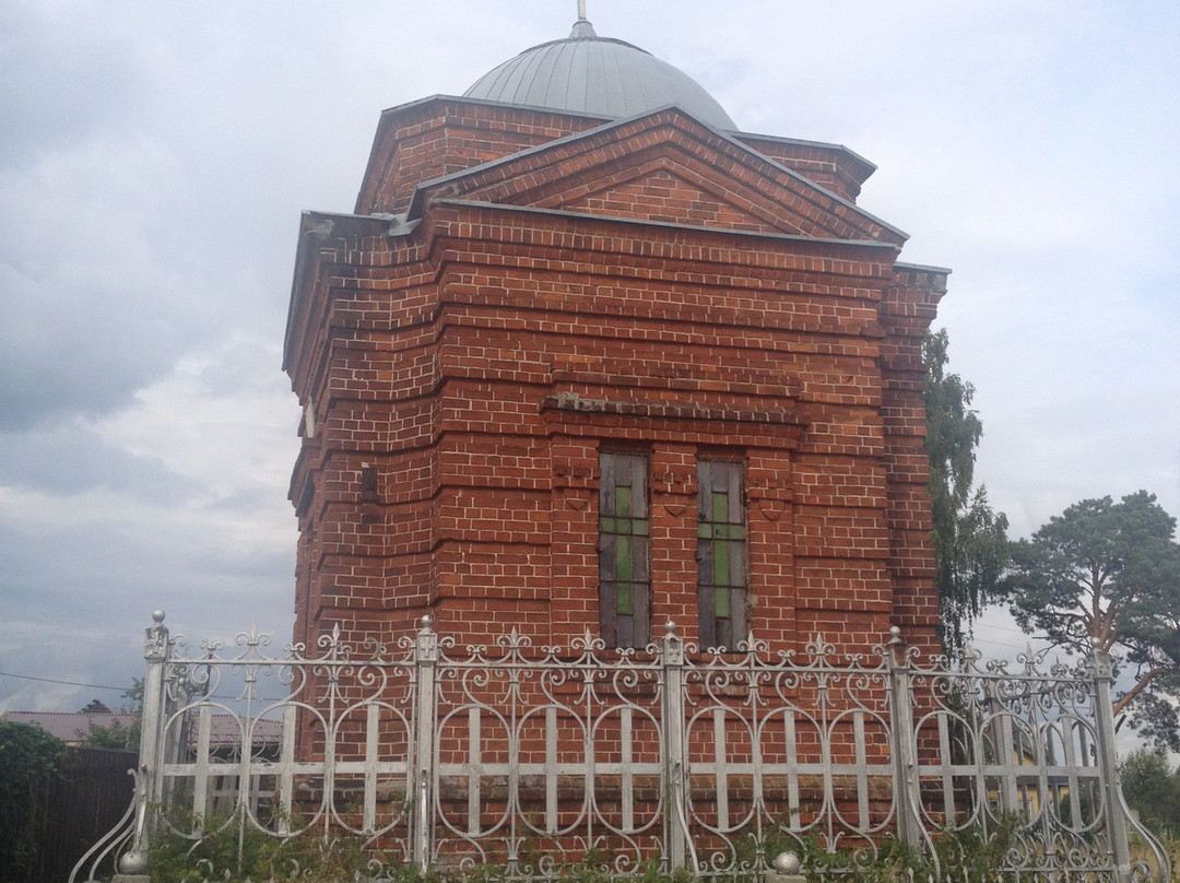 Chapel-Crypt of the Astronaut Bredikhin景点图片