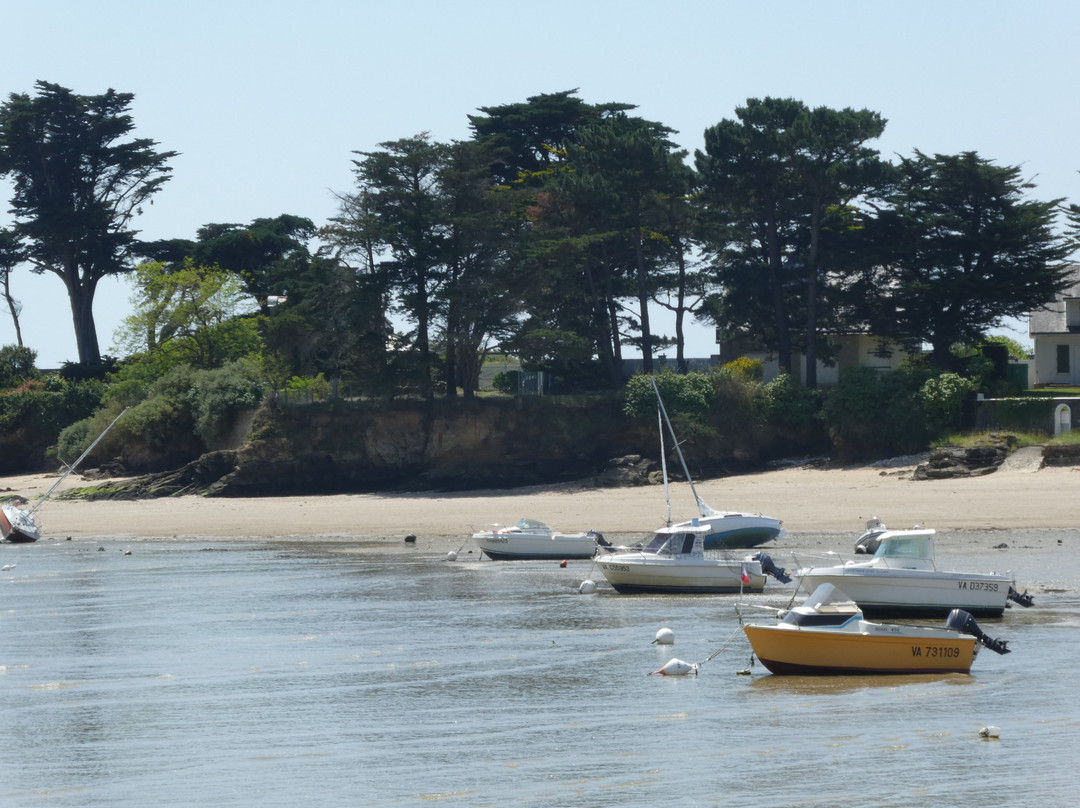 Petite Plage de Kervoyal景点图片