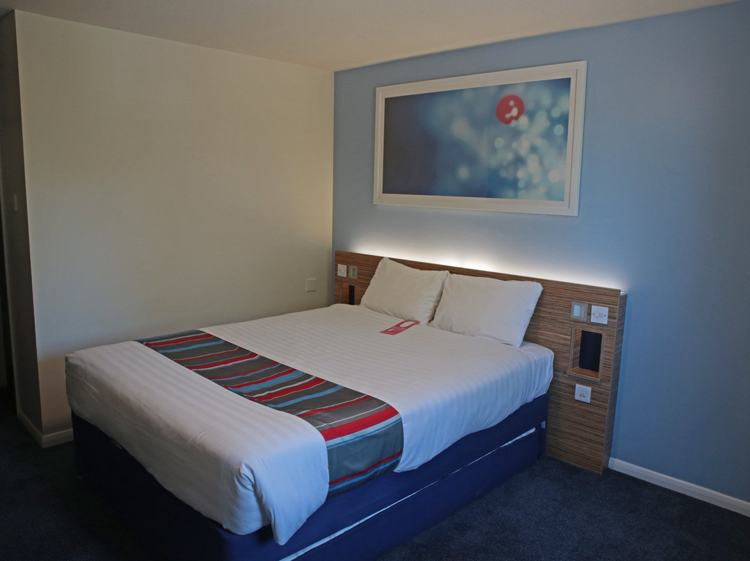 Travelodge Medway M2主图