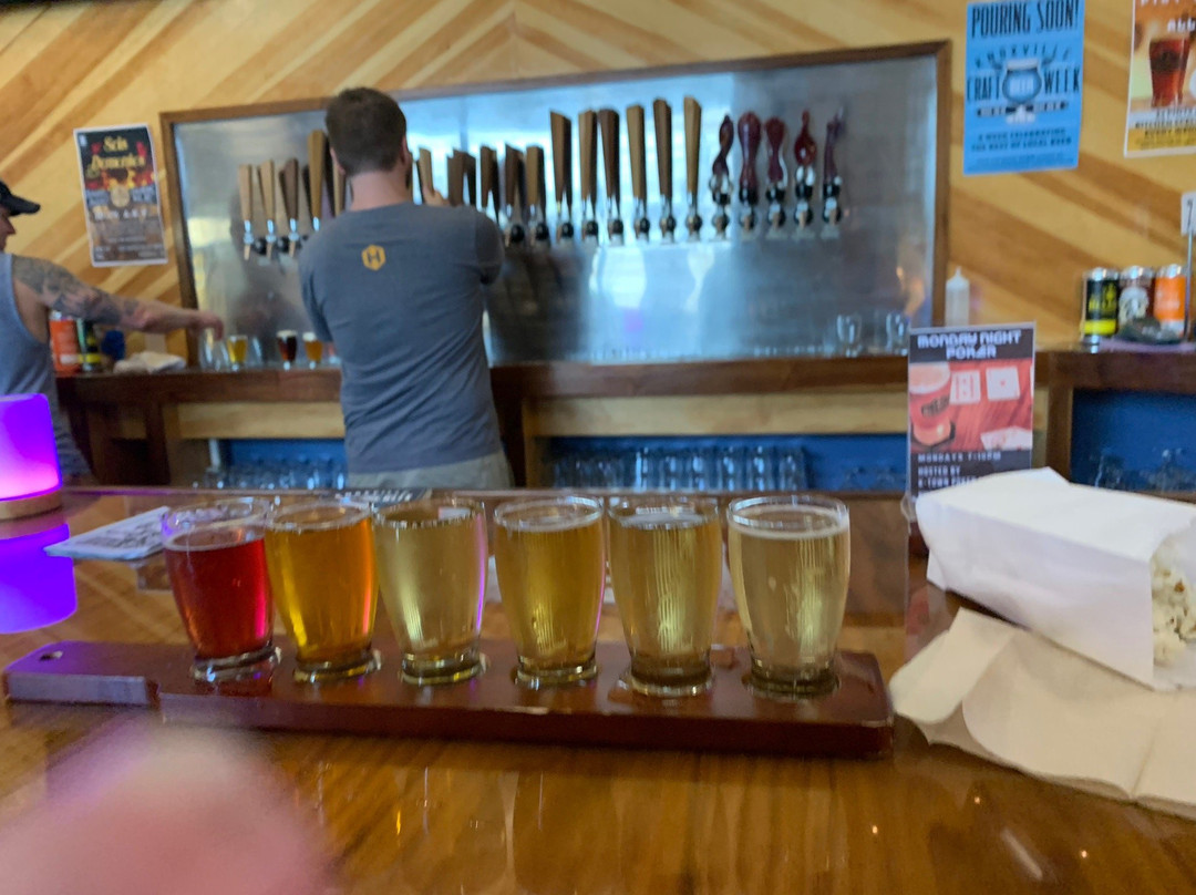 Hexagon Brewing Company景点图片