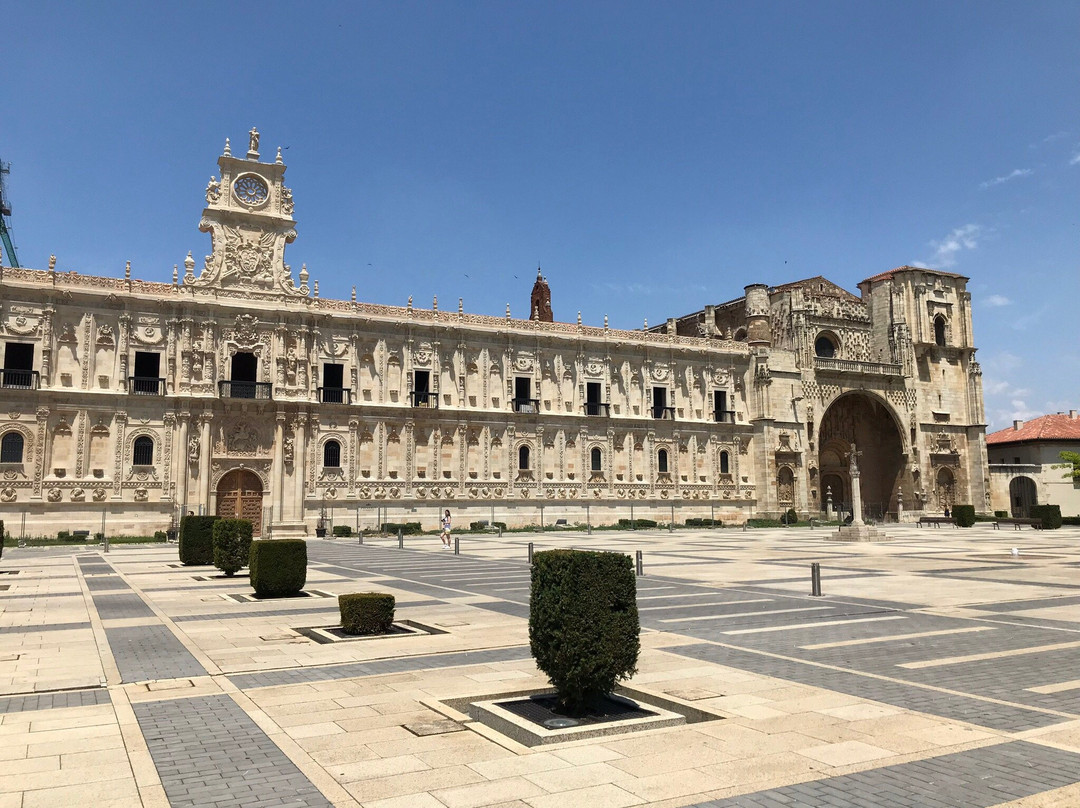 Monumento al Peregrino景点图片