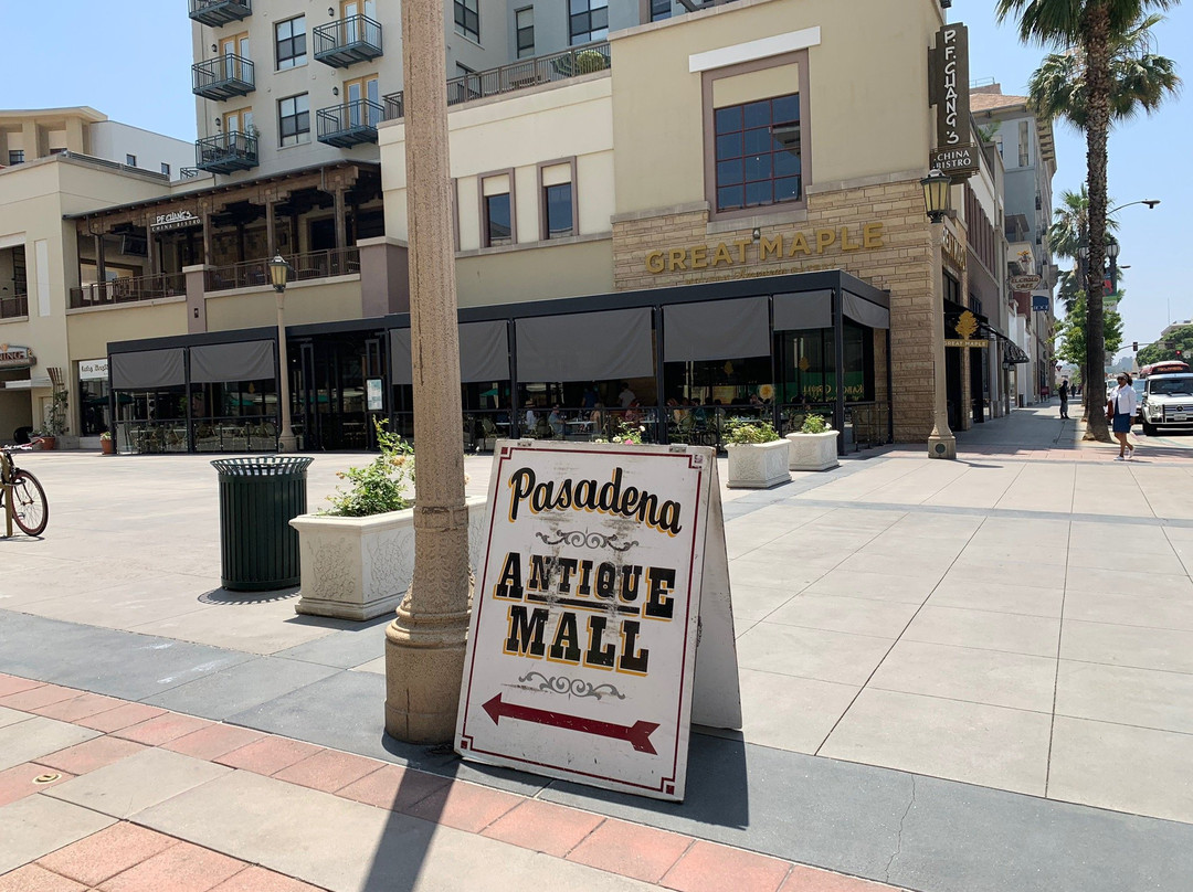 Pasadena Antique Mall景点图片