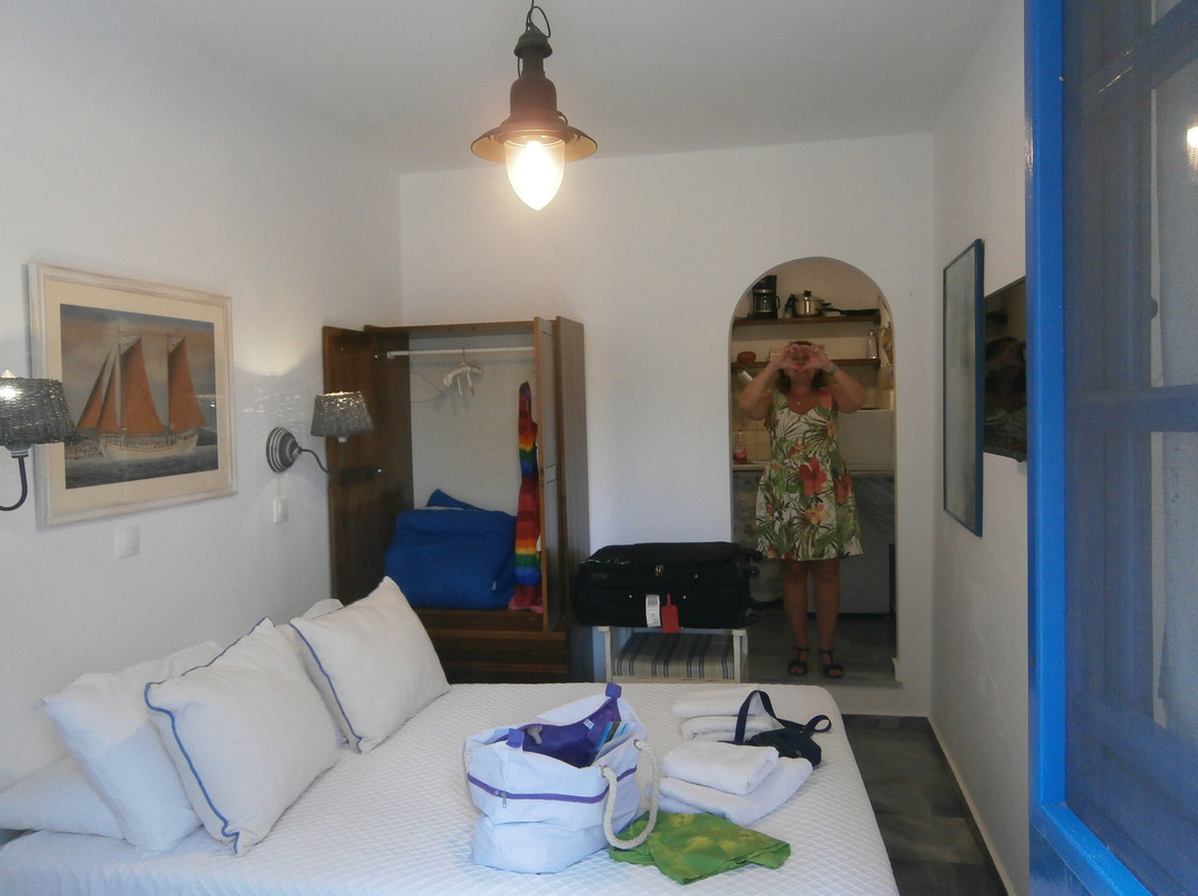 Golden Beach Studios & Suites主图