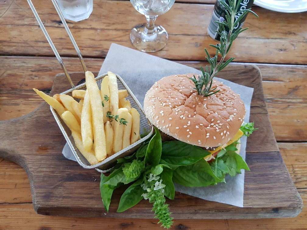 Black Oystercatcher Wine-Bredasdorp必去景点