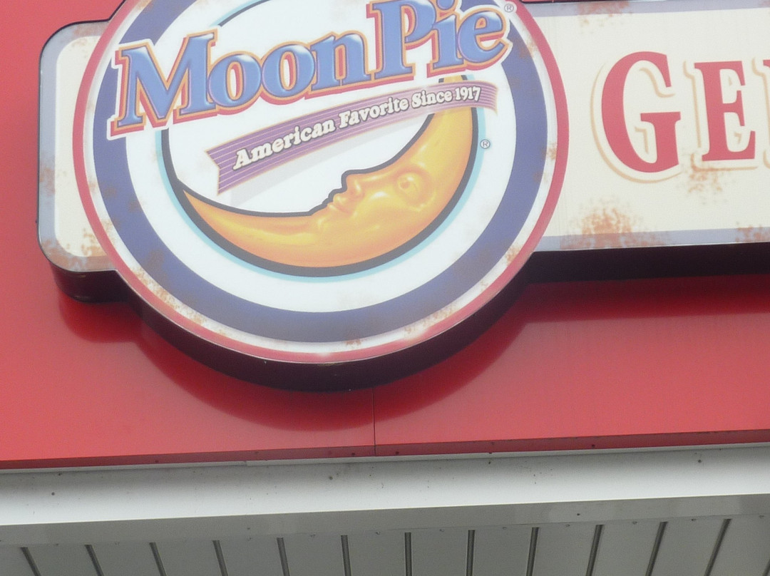 Moon Pie General Store景点图片