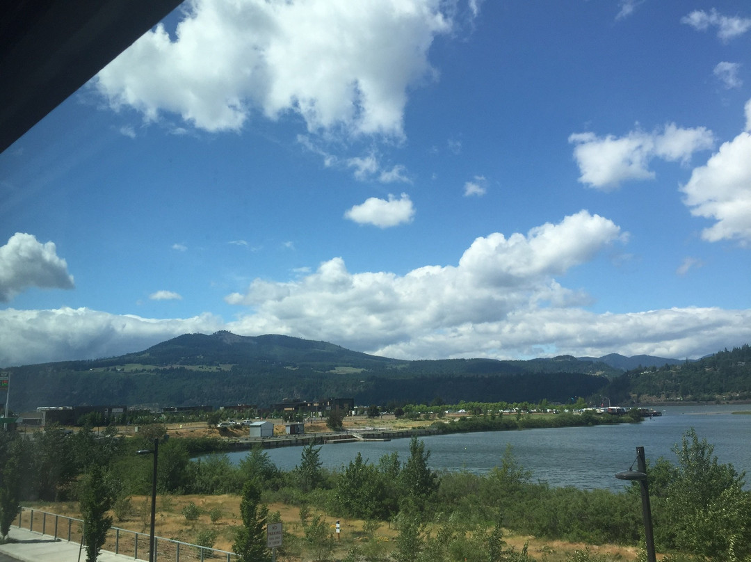 Hampton Inn & Suites Hood River主图