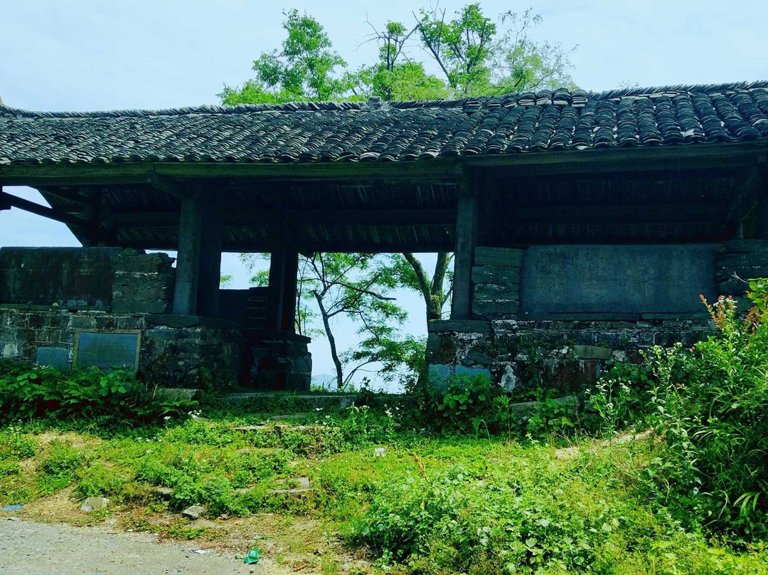 石凉亭-新晃侗族自治县必去景点