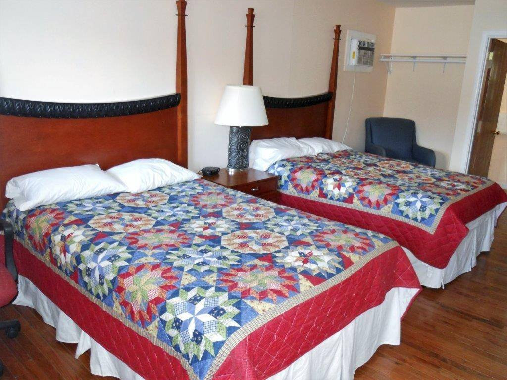 Victorian Motel