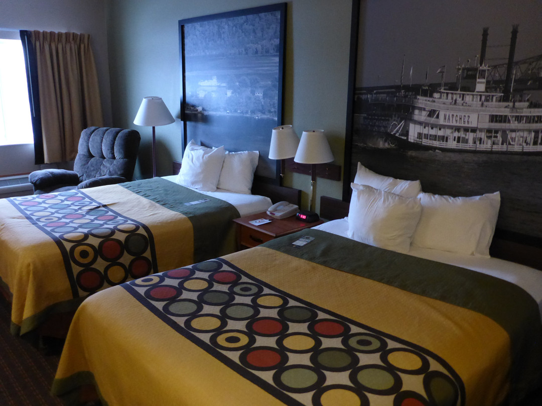 Super 8 by Wyndham Le Claire/Quad Cities主图