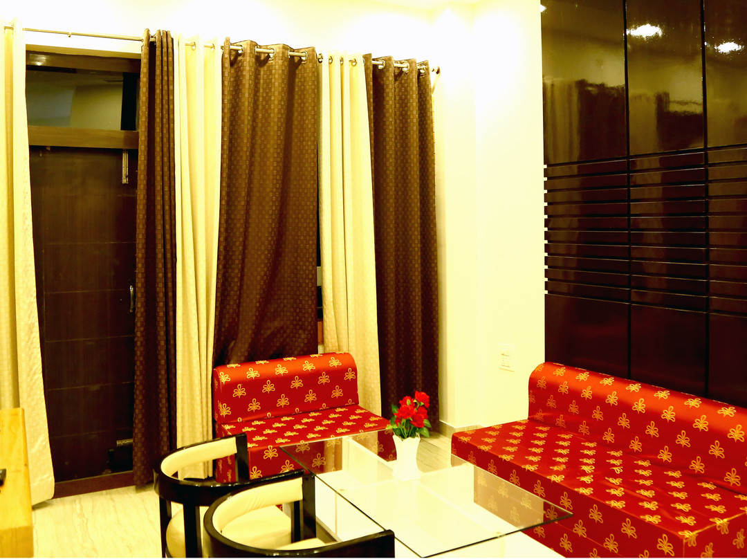 Tavisha Kanatal Hills Chamba主图