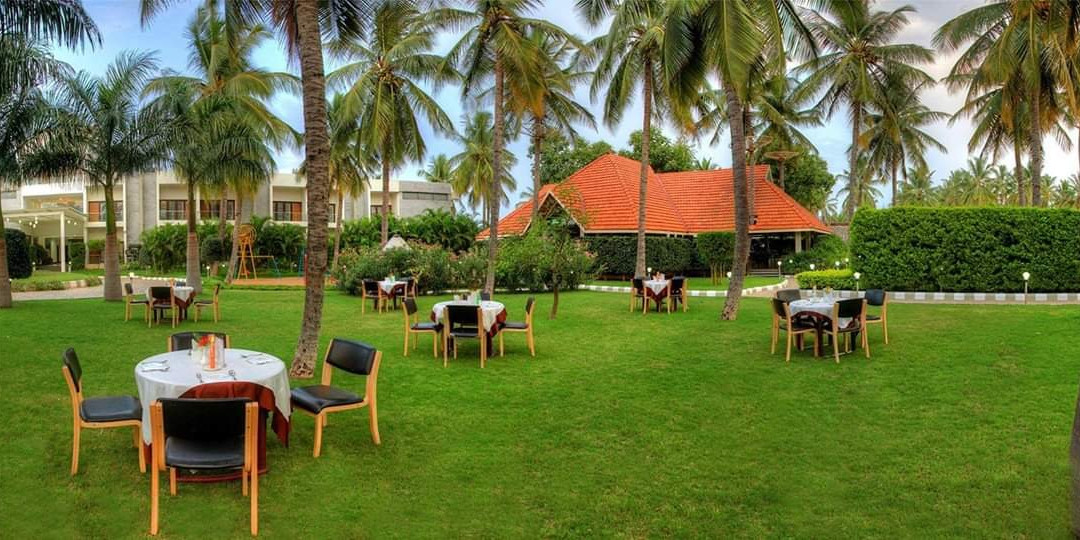 Khan's Resort & Gufha Restaurant主图