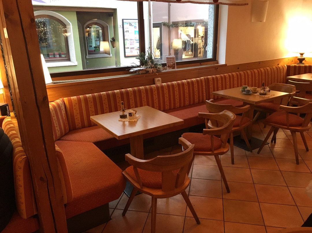 Bar Rustik-平佐洛必去景点