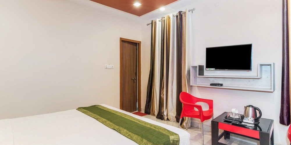 Treebo Trip Lake View Vastu Khand主图