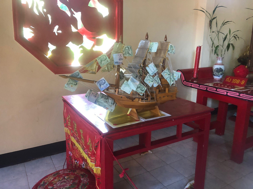 Chao Por Koh Chang Shrine-象岛必去景点