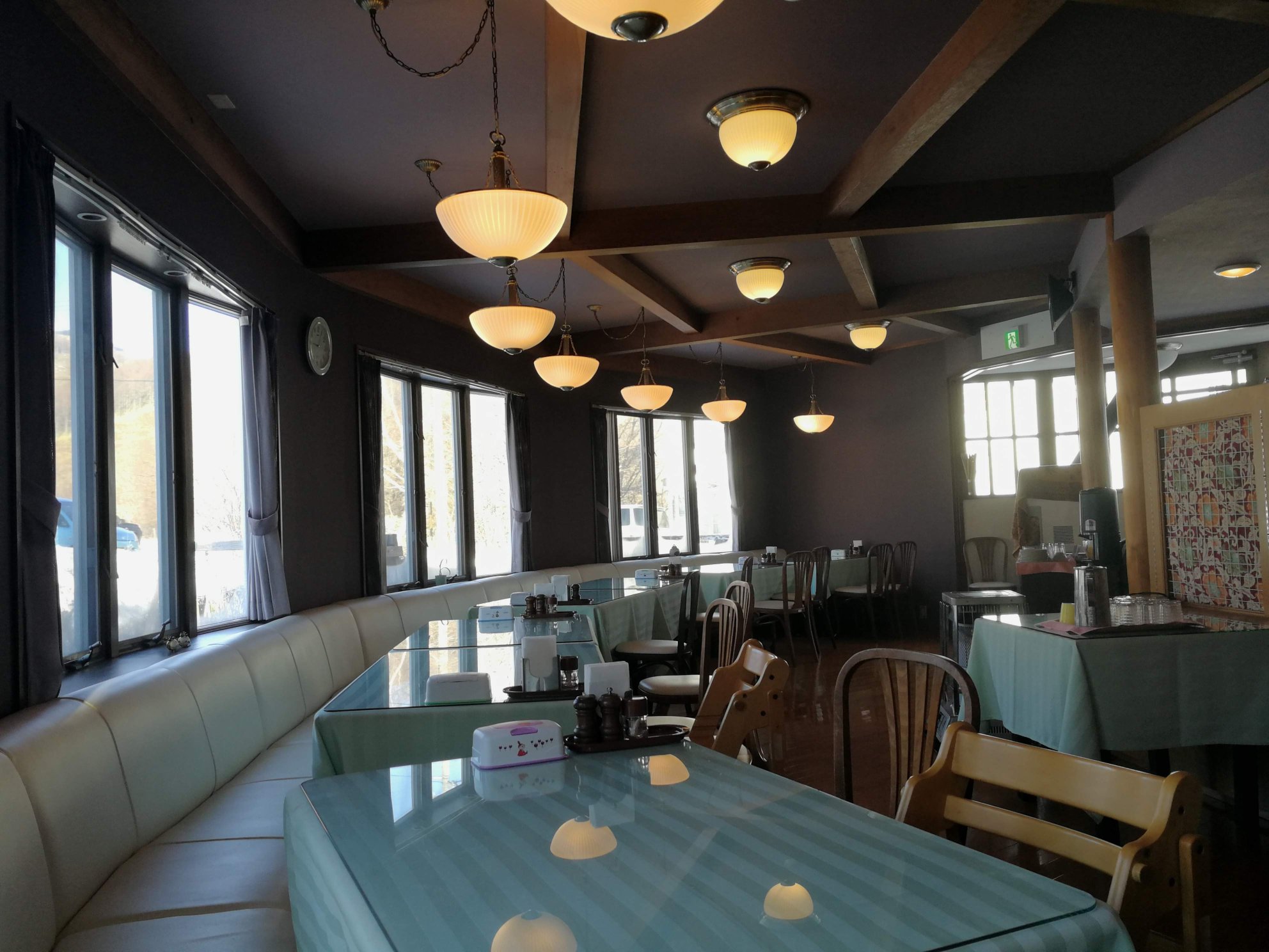 Resort Inn Larry-餐饮