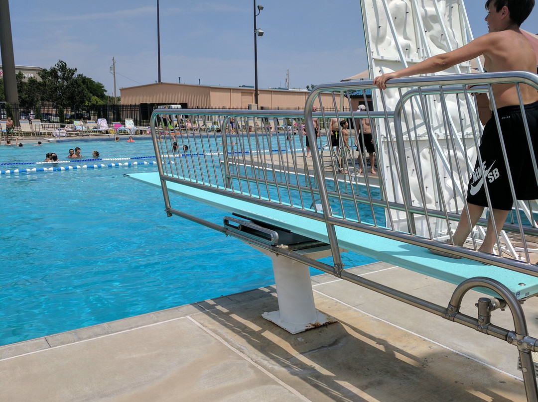 Kenwood Cove Aquatic Park-萨利纳必去景点