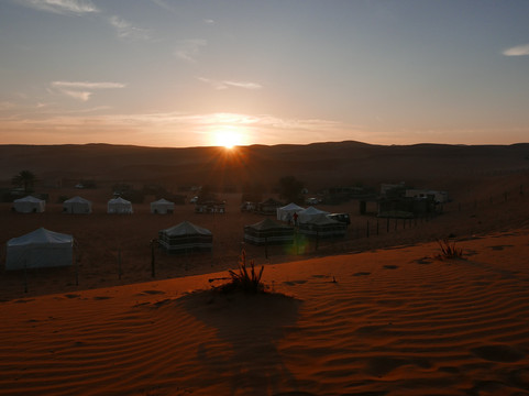 Nomadic Desert Camp主图