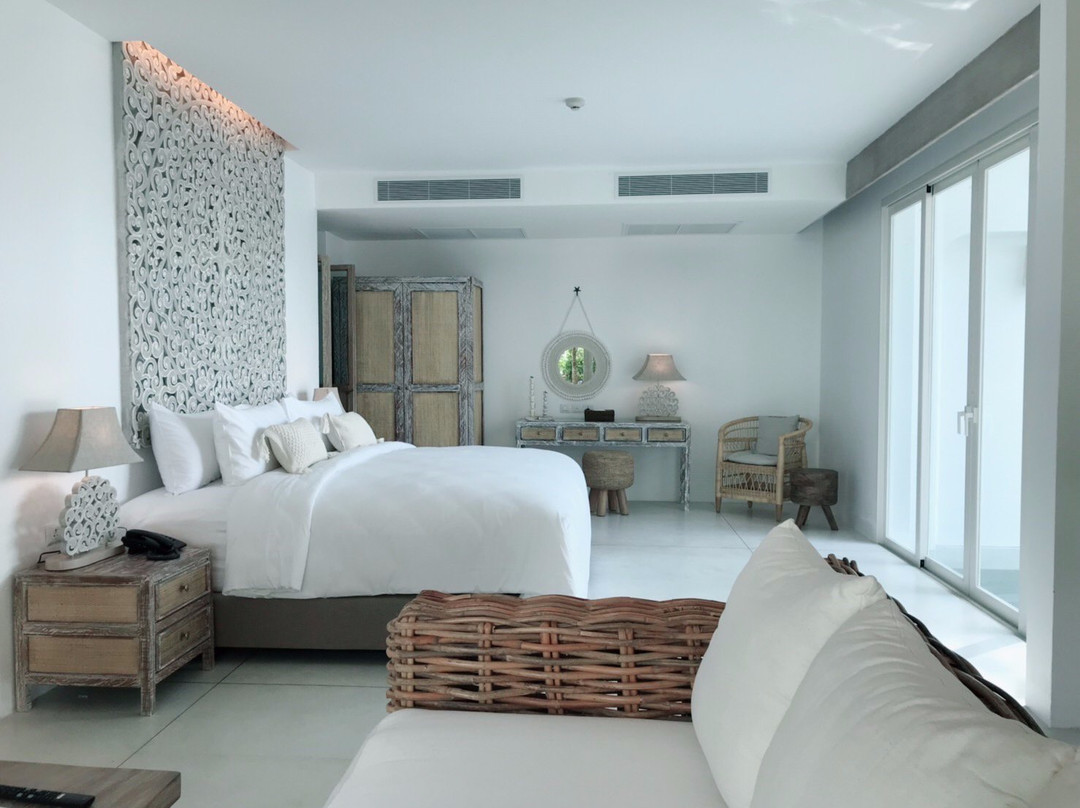 Eden Beach Khao Lak Resort & Spa主图