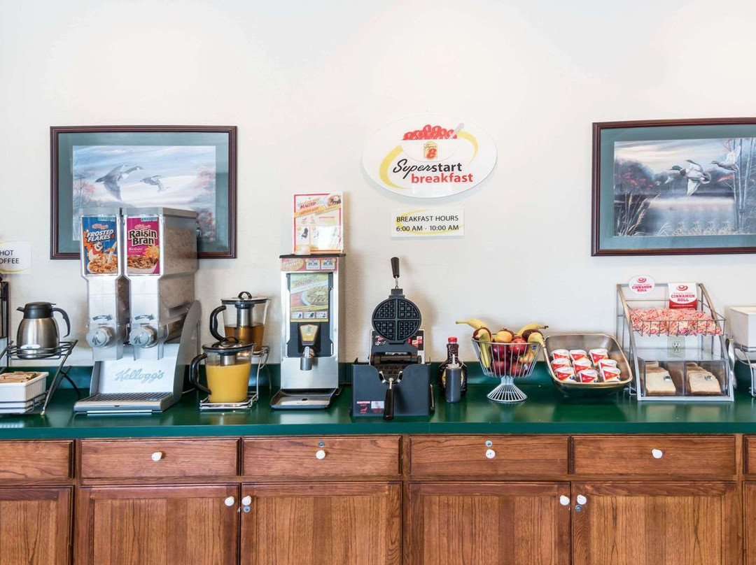 Super 8 by Wyndham Kountze Big Thicket Nat'l Pres Area主图